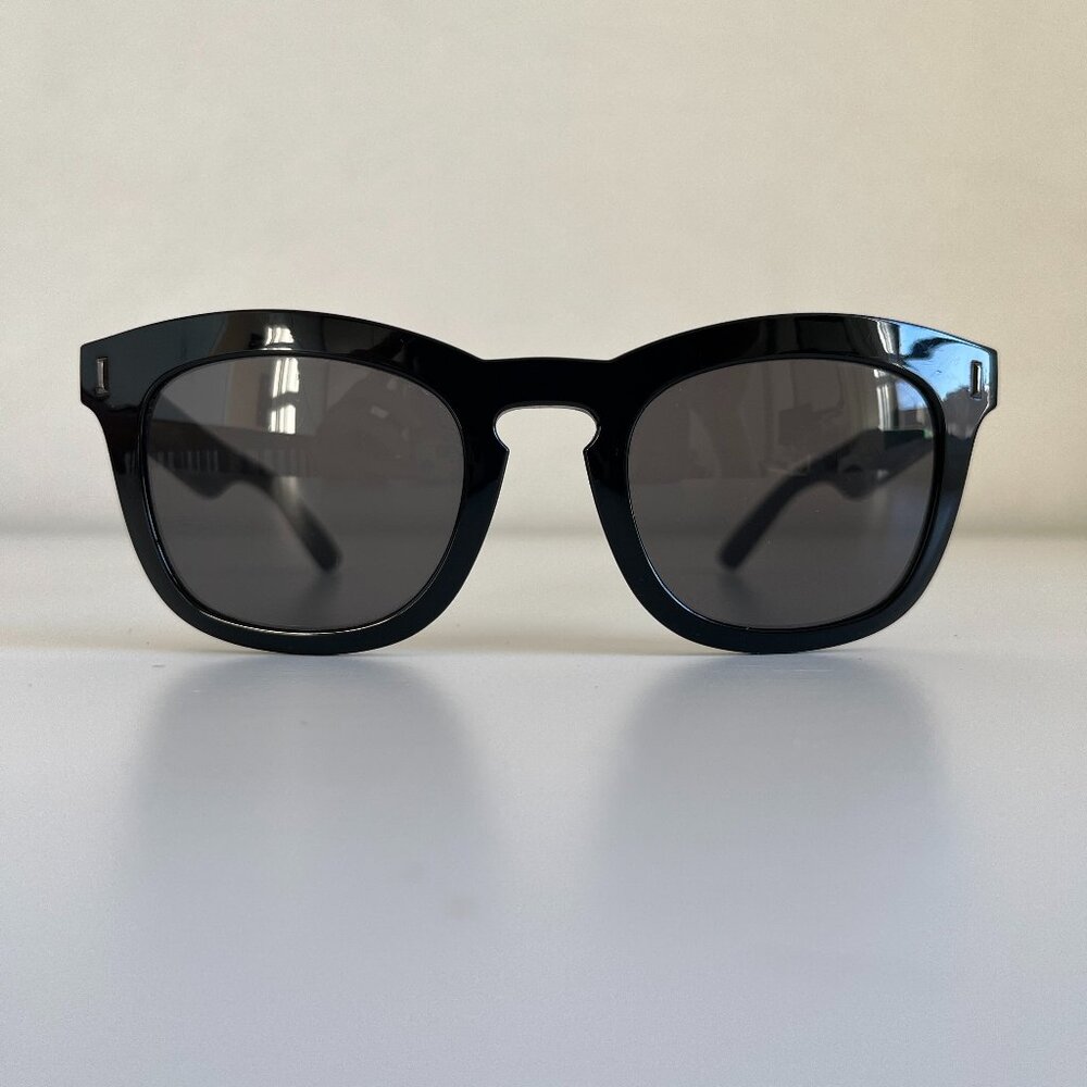 Black Keyhole Sunglasses